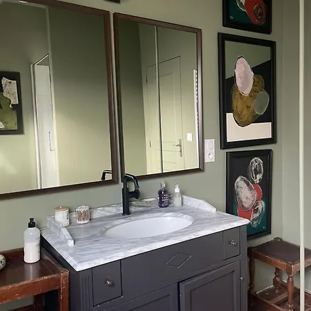 Authentique Maison De Famille Casa de Férias