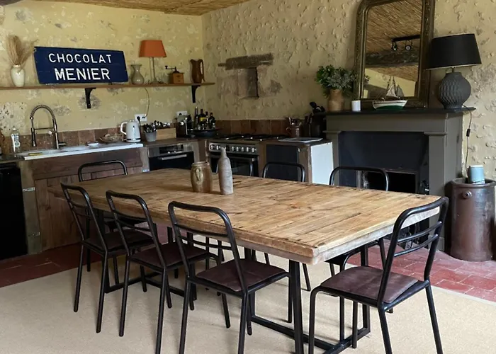 Authentique Maison De Famille בית נופש Val-au-Perche